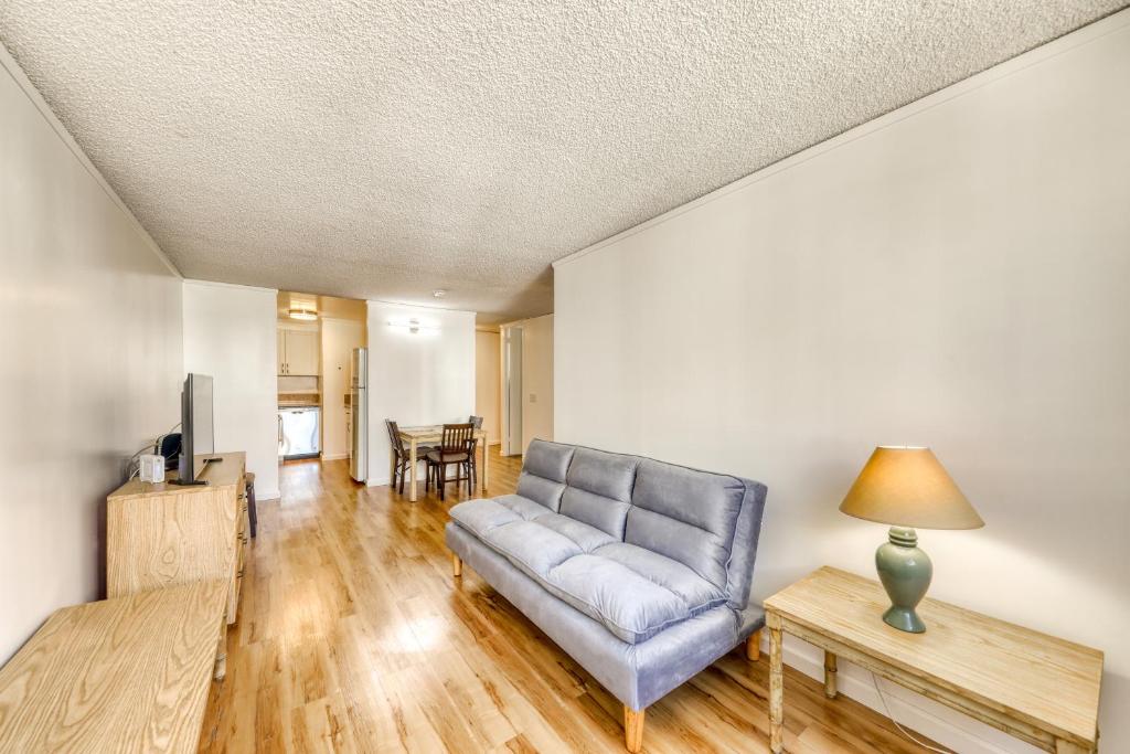 Tradewinds Plaza 801 - main image