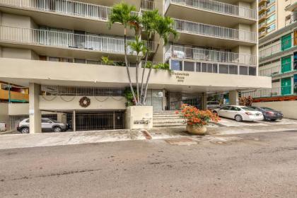 Tradewinds Plaza 801 - image 4