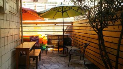 The Beach Waikiki Boutique Hostel - image 17