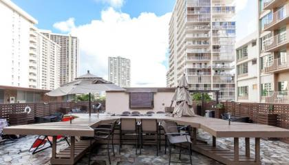 The Beach Waikiki Boutique Hostel - image 18