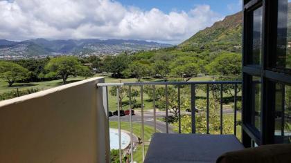 Diamond Head Beach - Queen Studio with Balcony / Ocean View - image 14