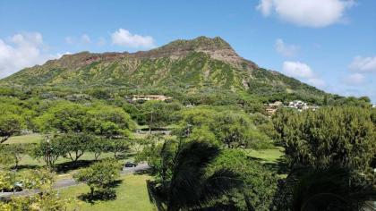 Diamond Head Beach - Queen Studio with Balcony / Ocean View - image 18