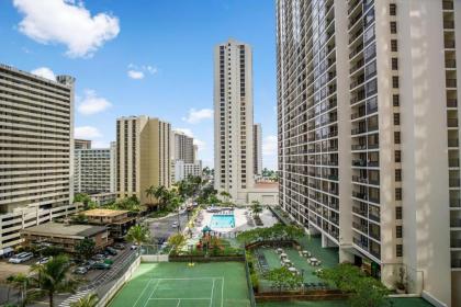 Waikiki Banyan by Darmic Honolulu Hawaii