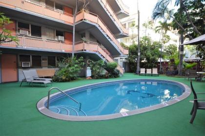 Hawaiian King 501 Studio Pool and BBQ Grill Sleeps 4 - image 17