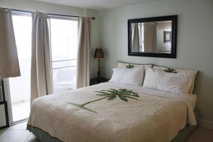 Renovated Private Kuhio Village 708A Studio   2 min Walk 2 the Beach