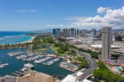 Marina Tower 3702 - image 13