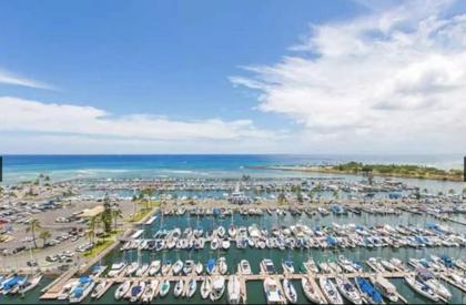 Ilikai Marina Condominiums - image 16