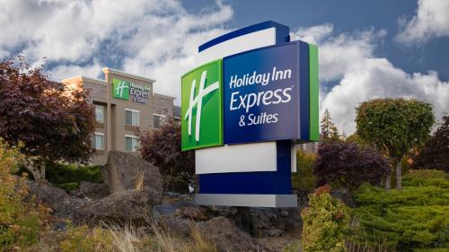 Holiday Inn Express & Suites Hood River an IHG Hotel - main image