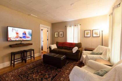 Lucky-Mtn View-AC-4BR/2BA - image 1