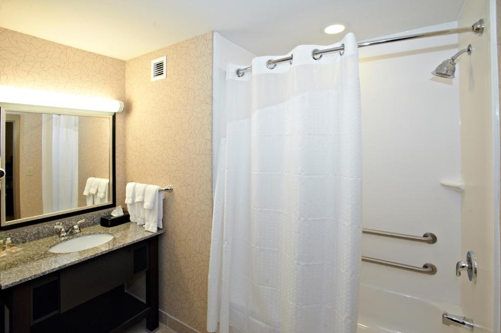 Holiday Inn Birmingham - Hoover an IHG Hotel - image 2