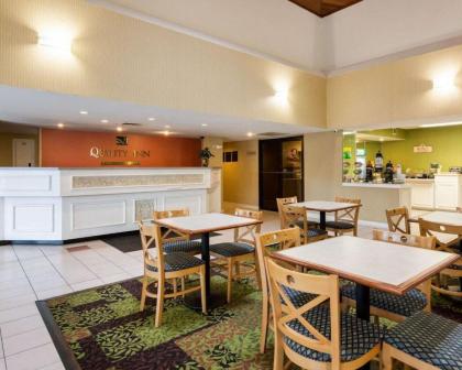 Rodeway Inn Fort Lee - image 12
