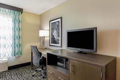 La Quinta by Wyndham Hopkinsville - image 15