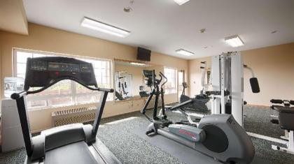 Best Western Lighthouse Suites Inn - image 9