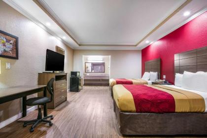 Econo Lodge Inn & Suites Horn Lake - image 5