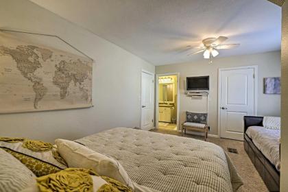 Modern Townhome with Patio Next Door to Resort - image 12