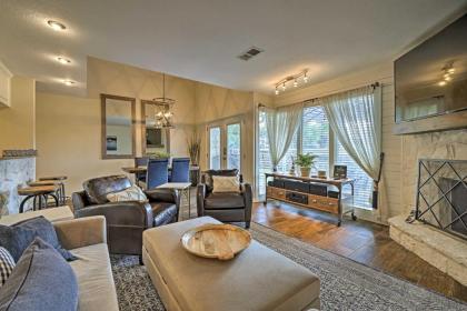 Modern Townhome with Patio Next Door to Resort - image 4