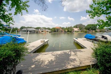 Lakeside Family Condo Near Horseshoe Bay Resort - image 5