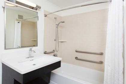 Sonesta Simply Suites Philadelphia Willow Grove - image 11