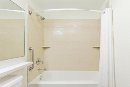 Sonesta Simply Suites Philadelphia Willow Grove - image 13