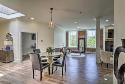 Stylish Downtown Hot Springs Loft with 2 Balconies! Hot Springs National Park