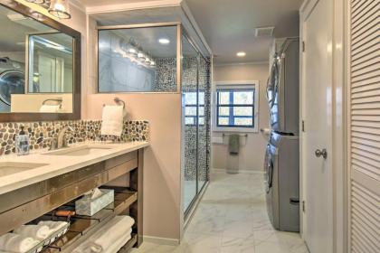 Luxury Log Cabin with 5 Private Acres and Hot Tub! - image 11