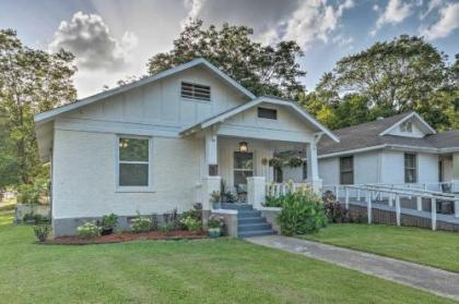 Remodeled Downtown Hot Springs Home with Porch!