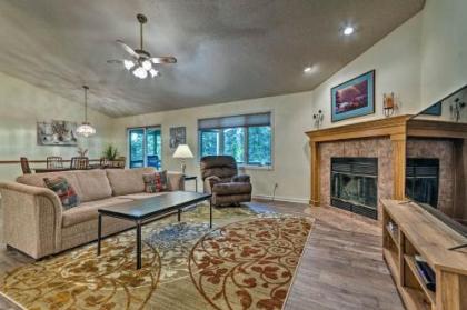Hot Springs Village Home Walk to Lake and Golf