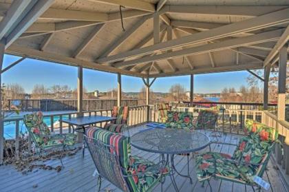 Hamiltons To-Do at the Lake Condo with Pool Access - image 3