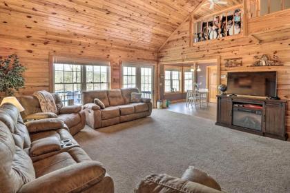 Lakefront Hot Springs Retreat with Deck and Boat Dock! - image 1