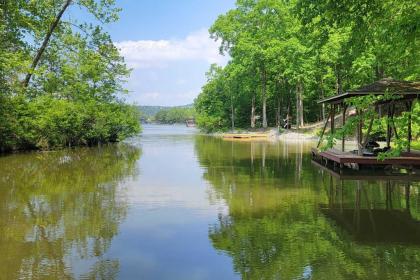 Lakefront Hot Springs Retreat with Deck and Boat Dock! - image 4