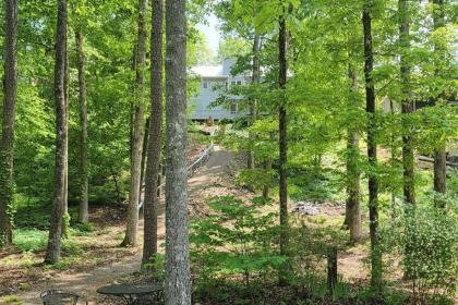 Lakefront Hot Springs Retreat with Deck and Boat Dock! - image 6