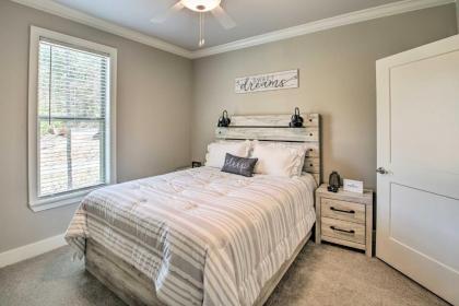 Newly Built Home with Fire Pit on Golf Course! - image 17