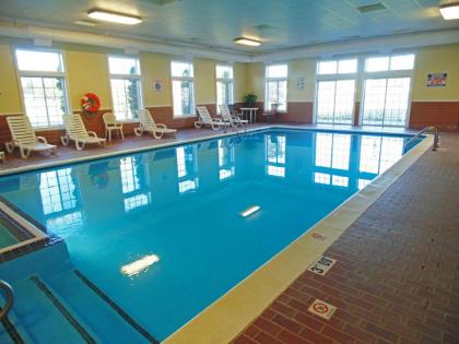 American Inn and Suites Houghton Lake - image 12