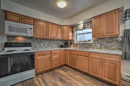 Cozy Houghton Lake Heights Cottage with Private Yard - image 10
