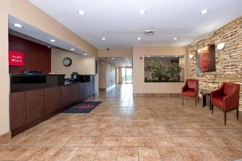 Red Roof Inn Houma - image 3