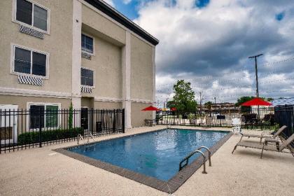 Red Roof Inn Houma - image 5