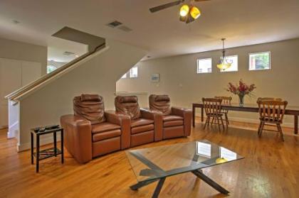 Charming Houston Townhome in Montrose Neighborhood - image 5