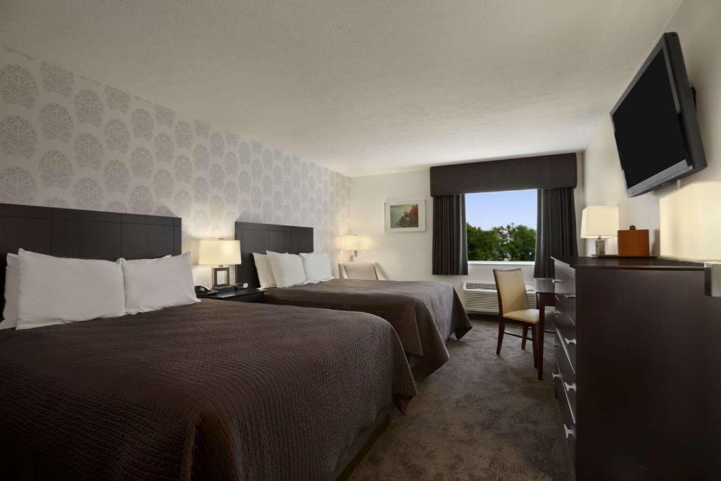 Travelodge by Wyndham Hubbard OH - image 7