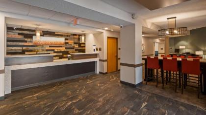 Best Western Plus Hudson I-94 - image 9