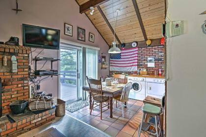 Hunter Hideaway with Yard and Deck 3 Mi to Ski Slopes - image 14