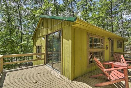 Cabin on Ranch 5 Mi to Raystown Lake Launch!