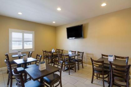 Quality Inn & Suites Huntington Beach - image 3