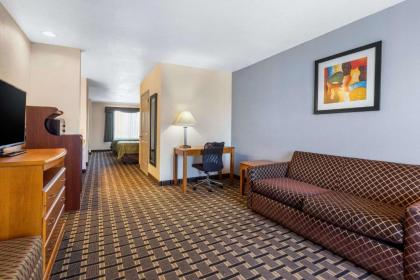 Quality Inn & Suites Huntington Beach - image 8