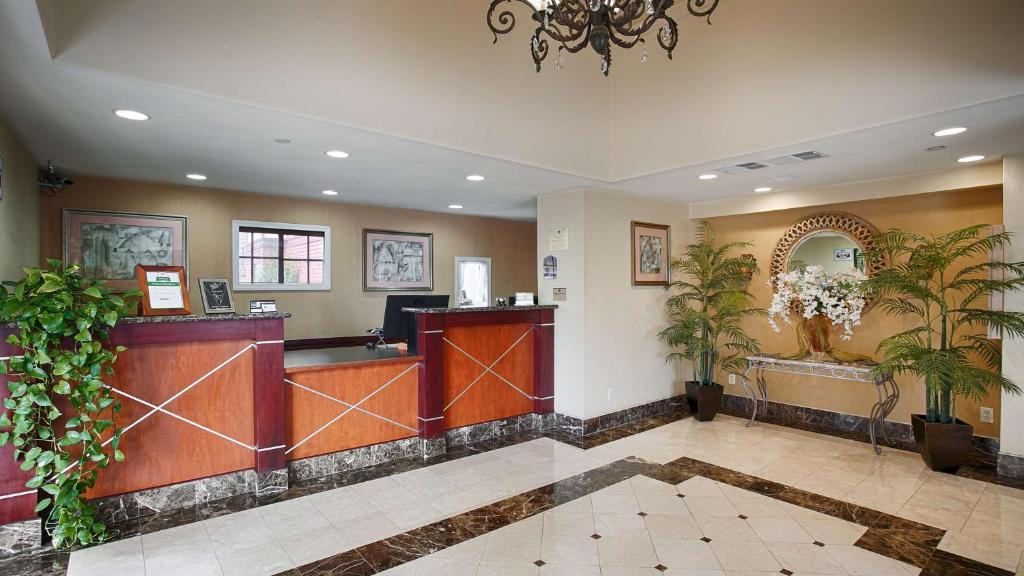 Best Western Surf City - image 5