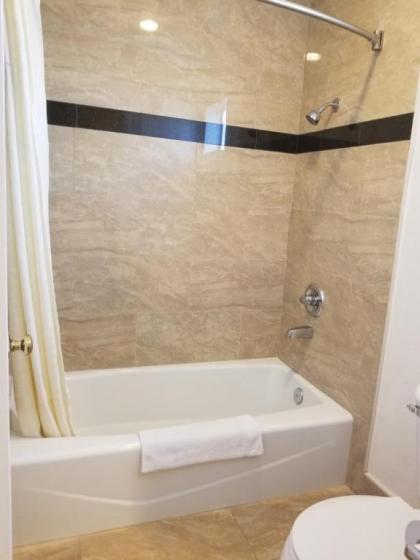Starlight Inn Huntington Beach - image 11