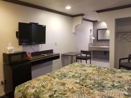 Starlight Inn Huntington Beach - image 12