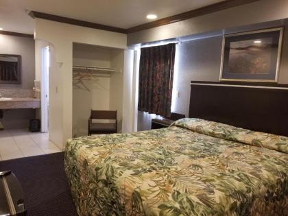 Starlight Inn Huntington Beach - image 15
