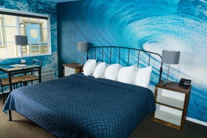 Huntington Surf Inn