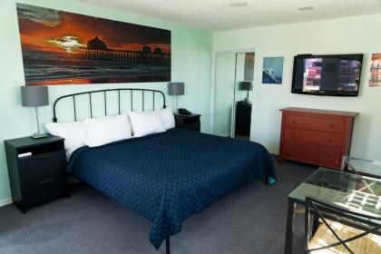 Huntington Surf Inn - image 2