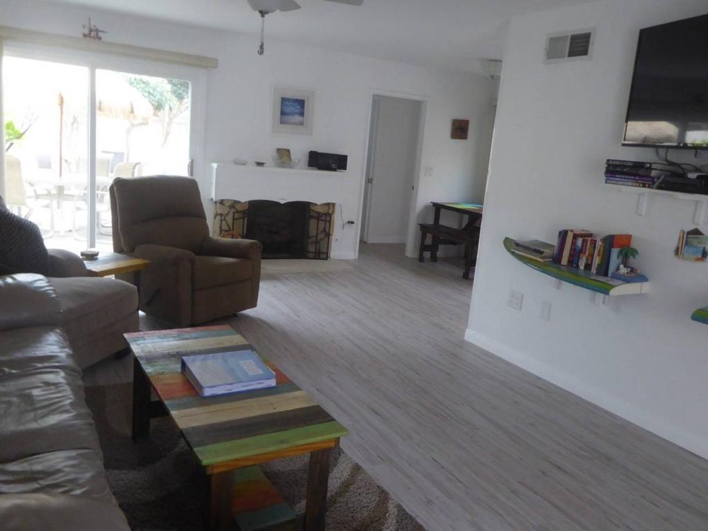 237 - 1 Story Townhouse - main image